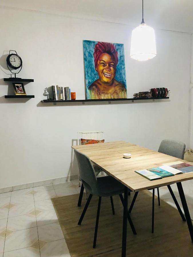 Syds Beach House Praia Bagian luar foto